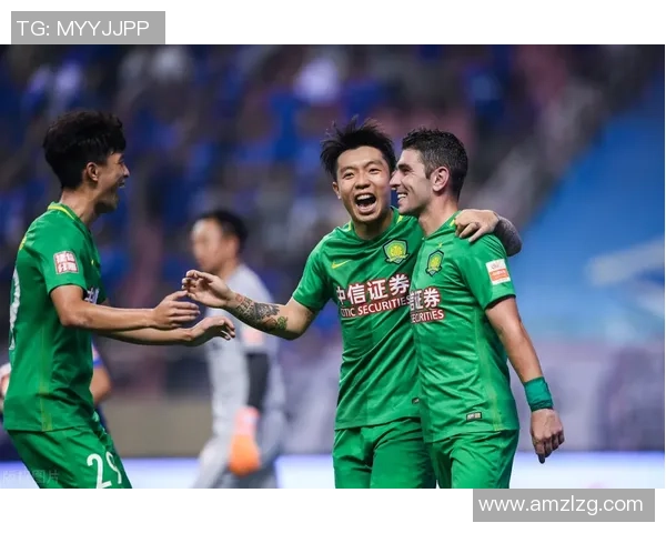 足球明星内马尔亲吻瞬间引发热议球迷纷纷点赞与祝福